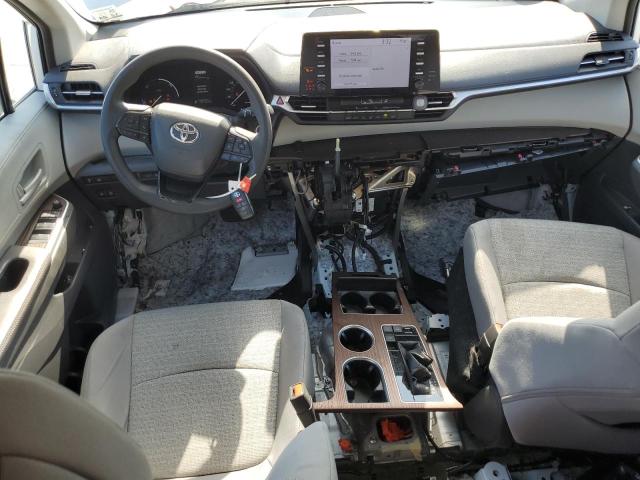 Photo 7 VIN: 5TDKRKEC5NS129725 - TOYOTA SIENNA LE 