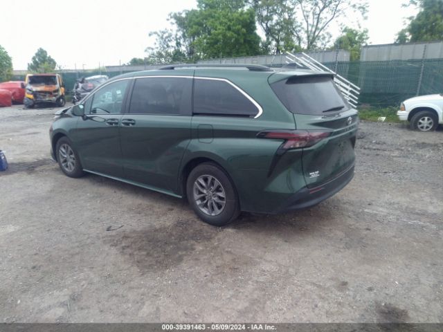 Photo 2 VIN: 5TDKRKEC5PS137682 - TOYOTA SIENNA 