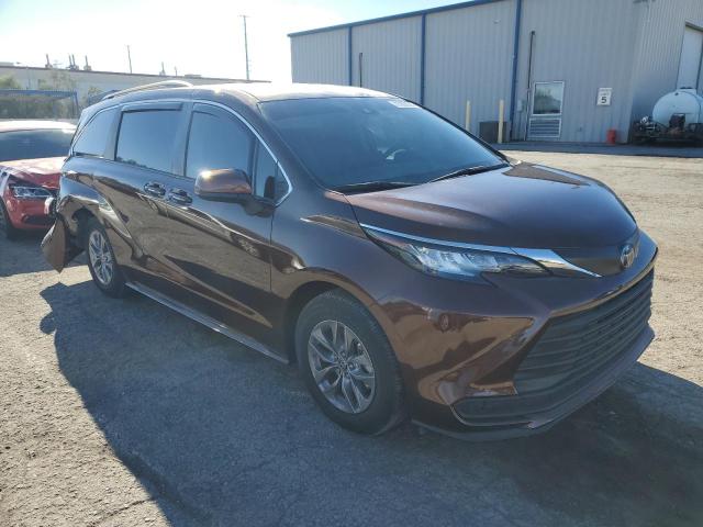 Photo 3 VIN: 5TDKRKEC6MS011827 - TOYOTA SIENNA 