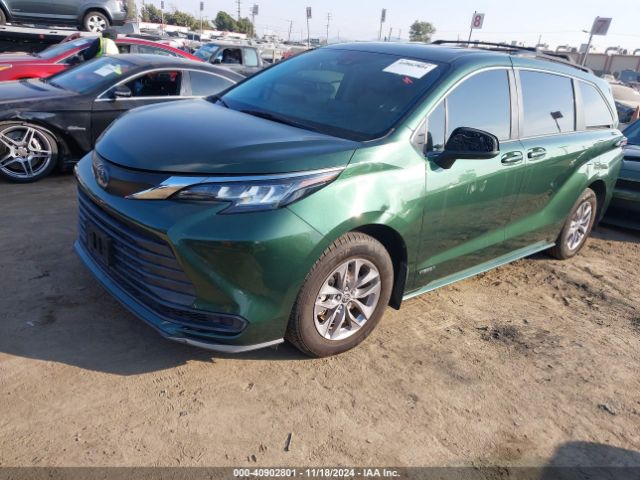 Photo 1 VIN: 5TDKRKEC6MS014551 - TOYOTA SIENNA 