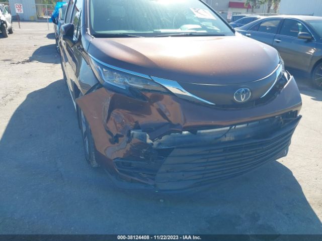 Photo 5 VIN: 5TDKRKEC6MS033973 - TOYOTA SIENNA 