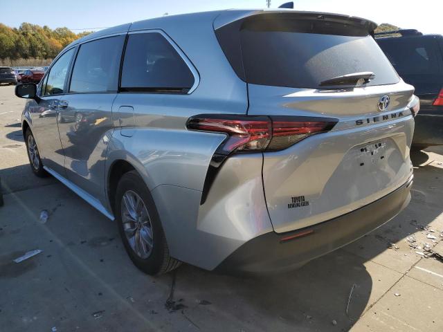 Photo 2 VIN: 5TDKRKEC6MS067332 - TOYOTA SIENNA LE 