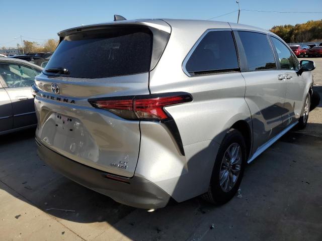 Photo 3 VIN: 5TDKRKEC6MS067332 - TOYOTA SIENNA LE 