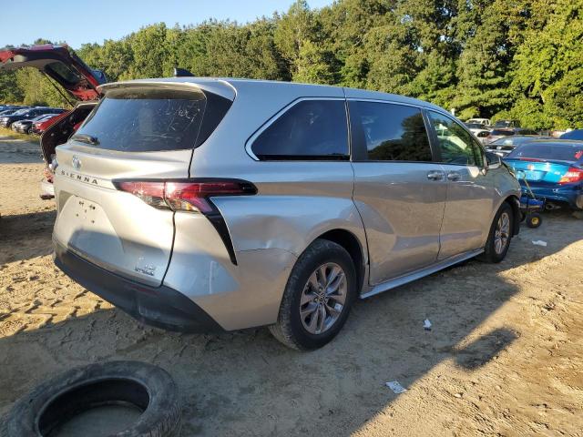 Photo 2 VIN: 5TDKRKEC6NS118152 - TOYOTA SIENNA LE 