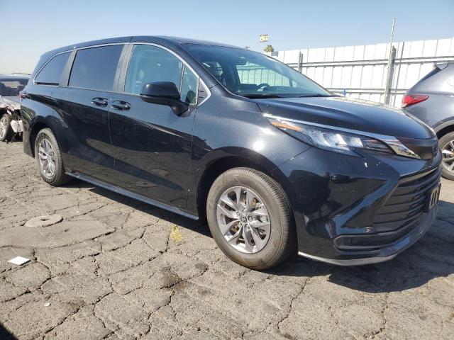 Photo 3 VIN: 5TDKRKEC6PS154815 - TOYOTA SIENNA 