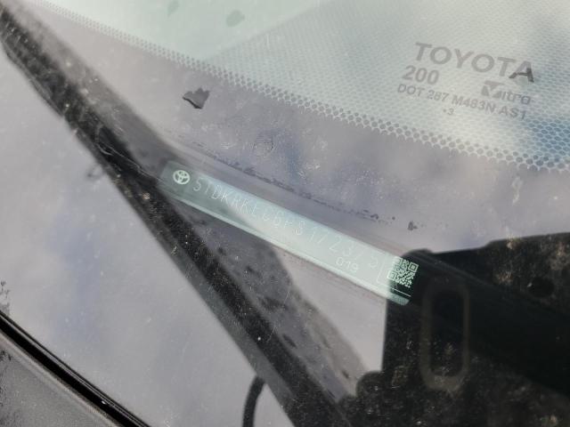 Photo 12 VIN: 5TDKRKEC6PS172375 - TOYOTA ALL MODELS 