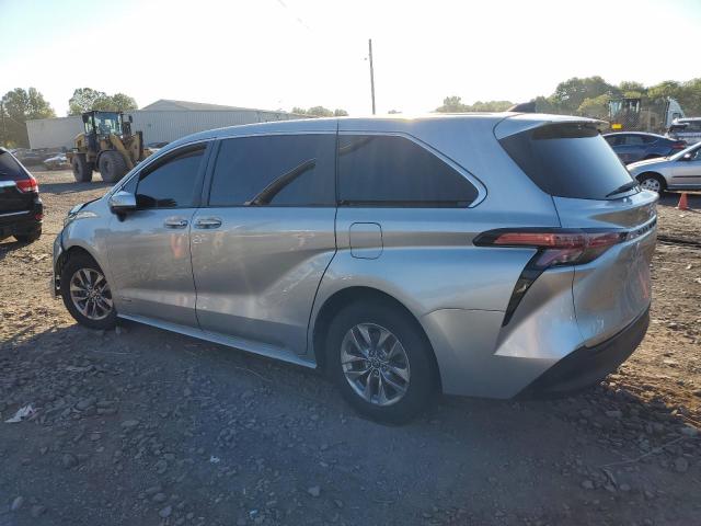 Photo 1 VIN: 5TDKRKEC7MS018589 - TOYOTA SIENNA LE 