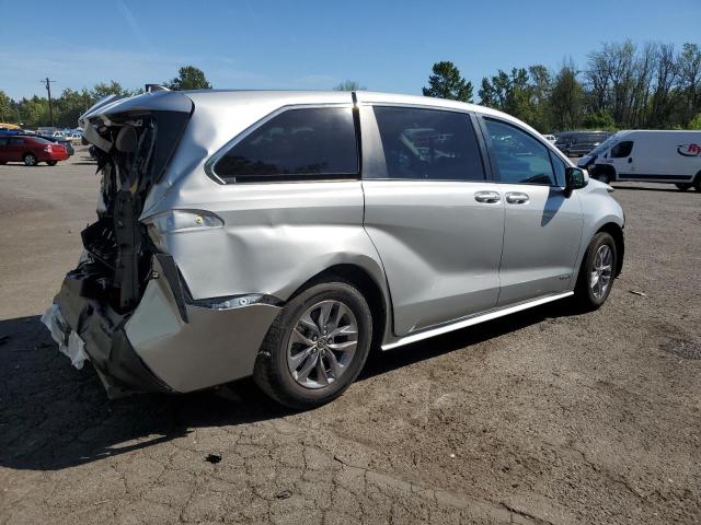 Photo 2 VIN: 5TDKRKEC7MS024313 - TOYOTA SIENNA LE 