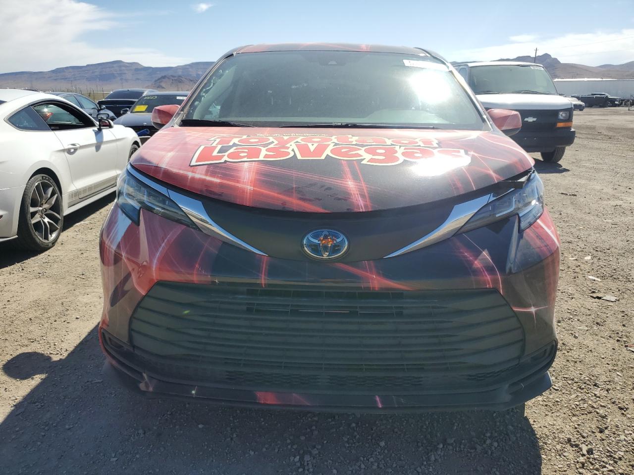 Photo 4 VIN: 5TDKRKEC7MS034680 - TOYOTA SIENNA 