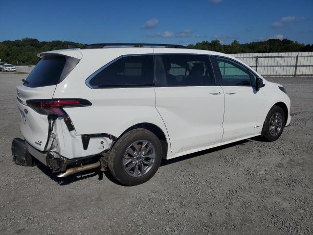 Photo 2 VIN: 5TDKRKEC7MS056579 - TOYOTA SIENNA LE 