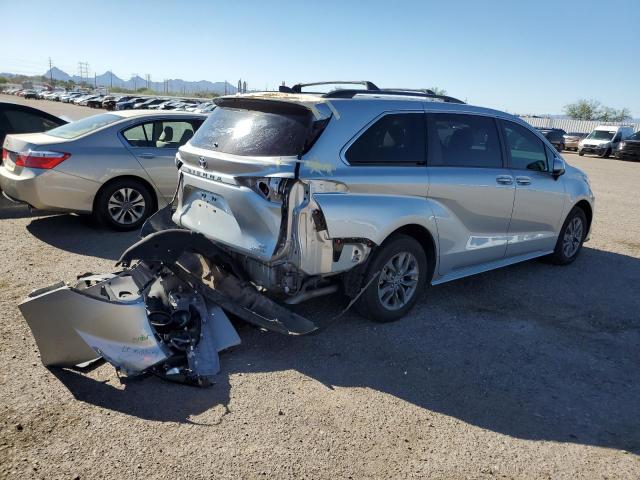 Photo 2 VIN: 5TDKRKEC7NS082391 - TOYOTA SIENNA LE 