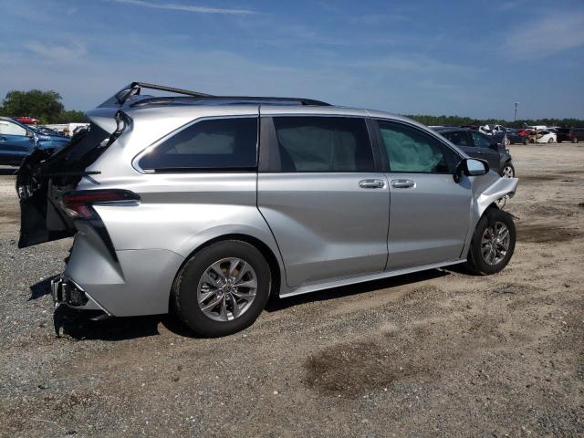 Photo 2 VIN: 5TDKRKEC7PS153141 - TOYOTA SIENNA LE 