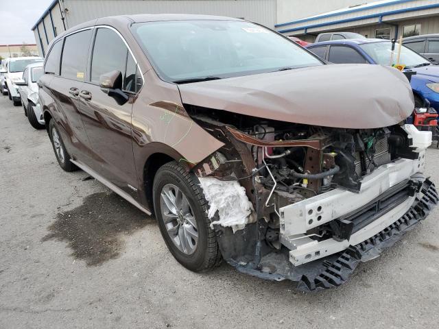 Photo 3 VIN: 5TDKRKEC8MS035269 - TOYOTA SIENNA LE 