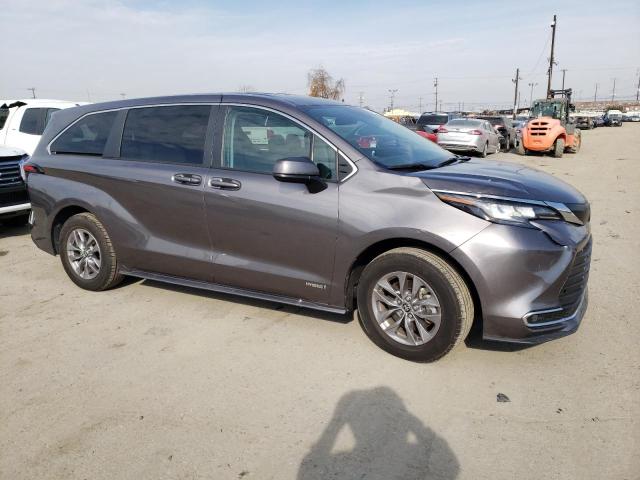 Photo 3 VIN: 5TDKRKEC8MS043873 - TOYOTA SIENNA LE 