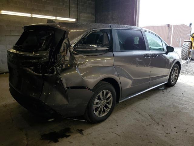 Photo 2 VIN: 5TDKRKEC8PS166271 - TOYOTA SIENNA LE 