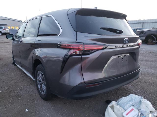 Photo 2 VIN: 5TDKRKEC9MS019033 - TOYOTA SIENNA LE 