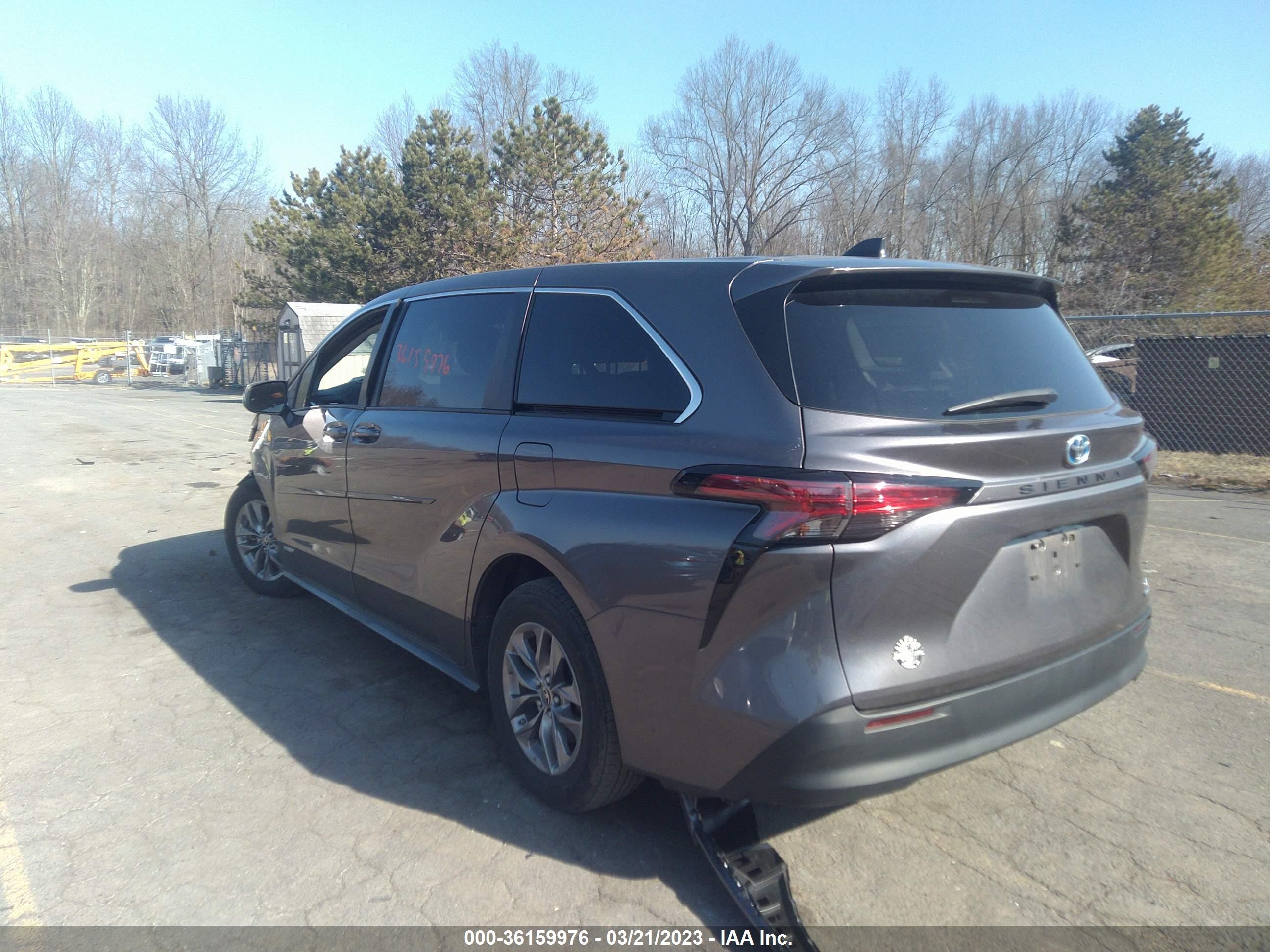 Photo 2 VIN: 5TDKRKEC9MS034194 - TOYOTA SIENNA 