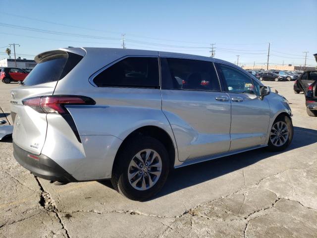 Photo 2 VIN: 5TDKRKEC9MS043204 - TOYOTA SIENNA LE 