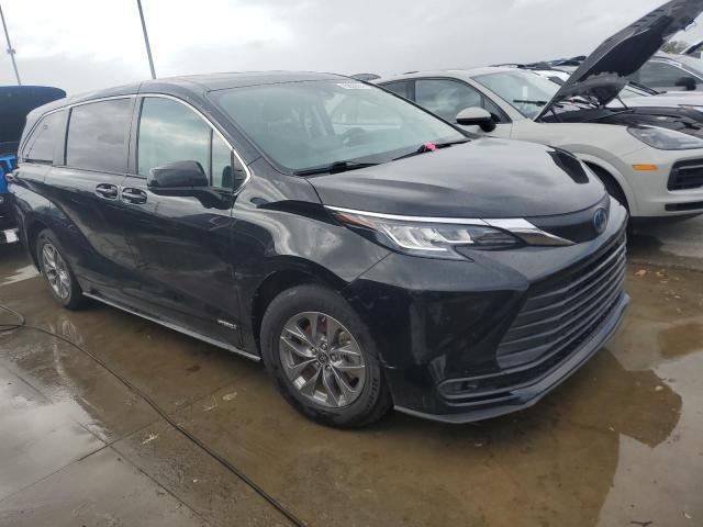 Photo 3 VIN: 5TDKRKEC9MS047141 - TOYOTA SIENNA LE 