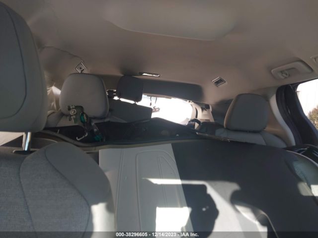 Photo 7 VIN: 5TDKRKEC9PS173584 - TOYOTA SIENNA 