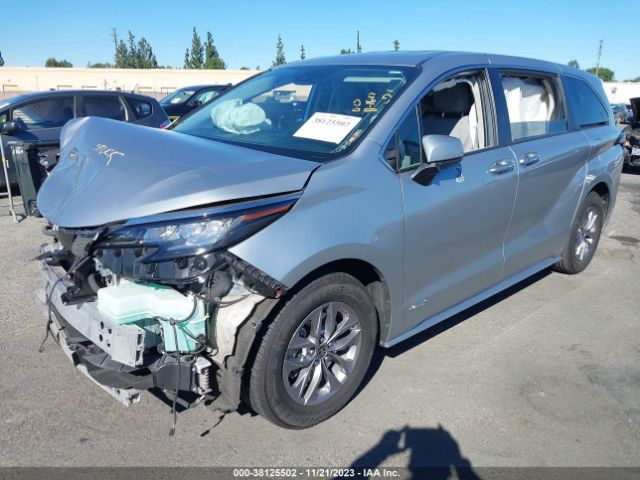 Photo 1 VIN: 5TDKRKECHMS047759 - TOYOTA SIENNA 