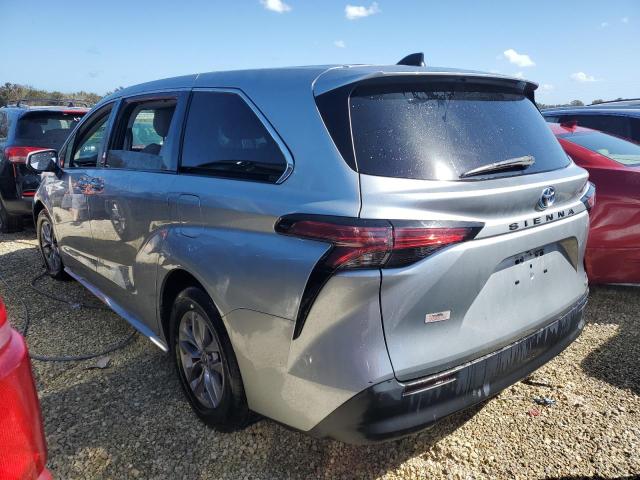 Photo 1 VIN: 5TDKRKECXMS044300 - TOYOTA SIENNA LE 