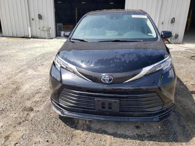 Photo 4 VIN: 5TDKRKECXMS048153 - TOYOTA SIENNA LE 