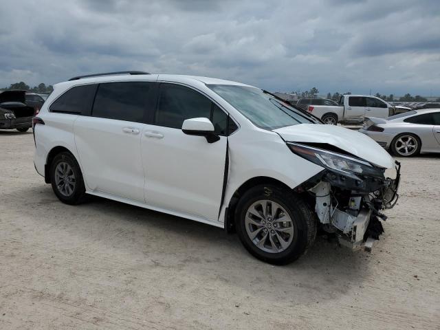 Photo 3 VIN: 5TDKRKECXNS096317 - TOYOTA SIENNA LE 