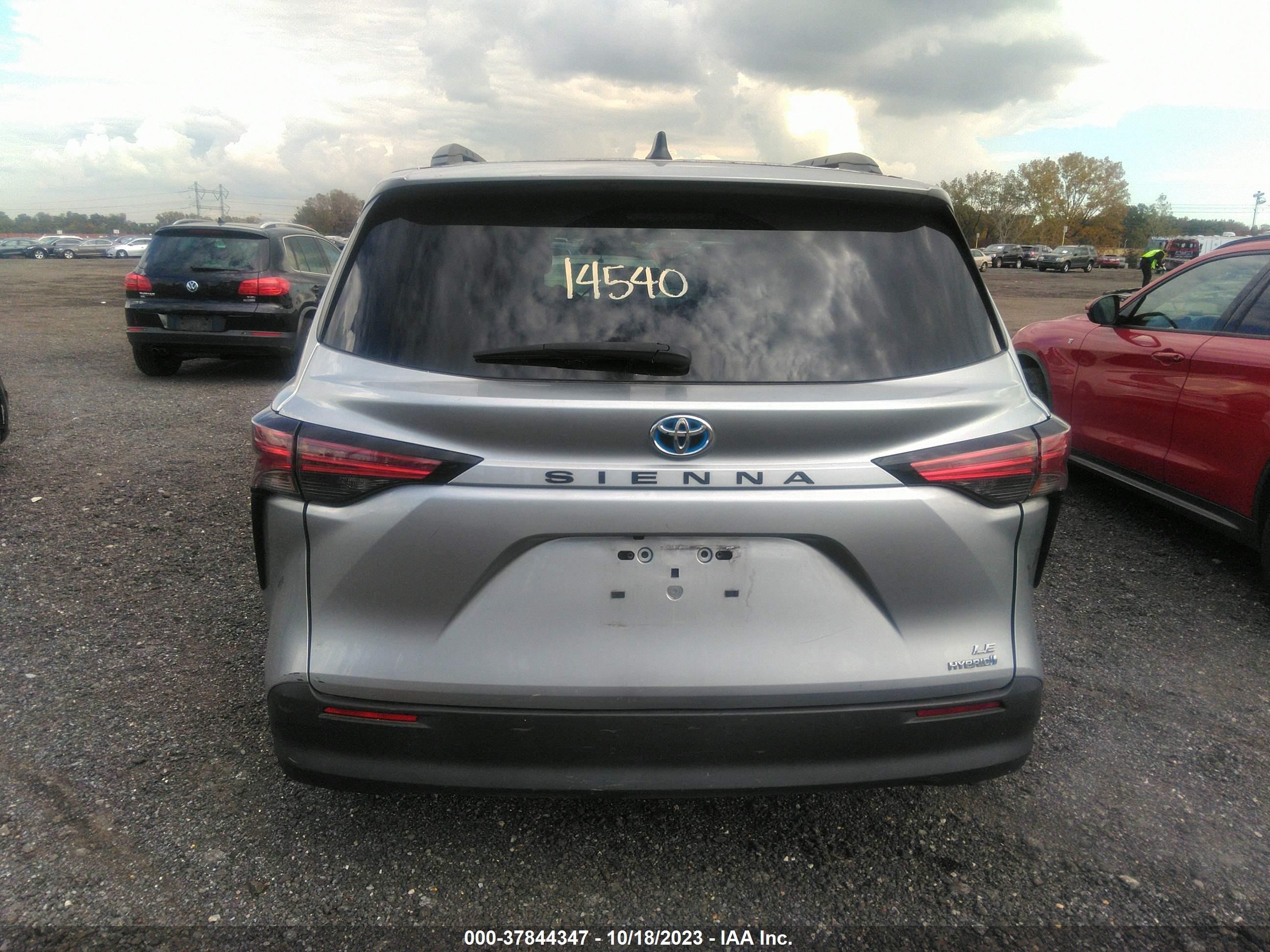 Photo 15 VIN: 5TDKRKECXNS116100 - TOYOTA SIENNA 