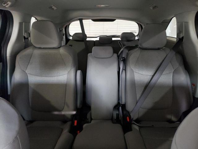 Photo 9 VIN: 5TDKRKECXNS117926 - TOYOTA SIENNA LE 