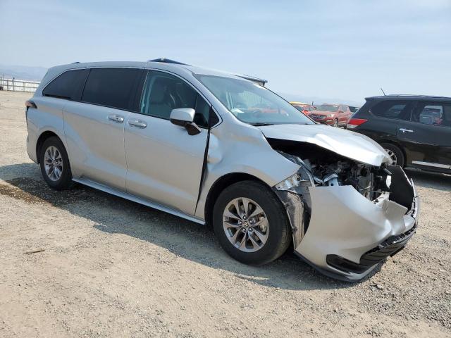 Photo 3 VIN: 5TDKRKECXPS164828 - TOYOTA SIENNA LE 