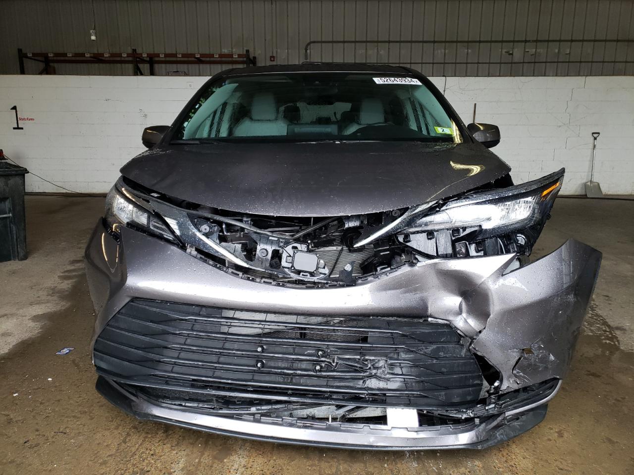 Photo 4 VIN: 5TDKSKFC0PS077149 - TOYOTA SIENNA 