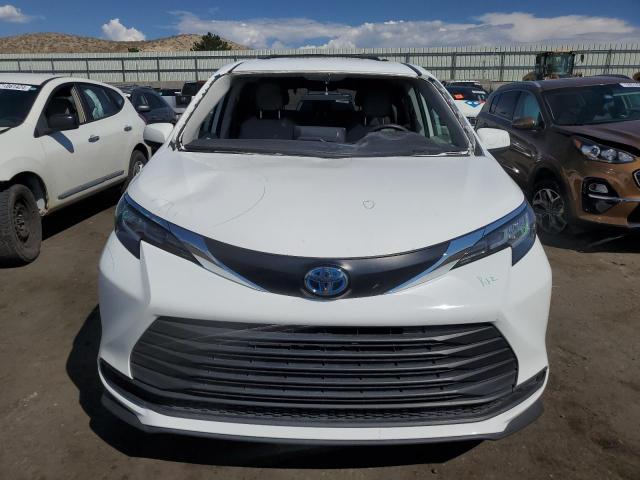 Photo 4 VIN: 5TDKSKFC1MS039585 - TOYOTA SIENNA LE 