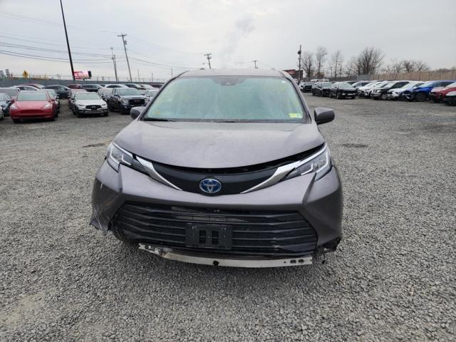 Photo 10 VIN: 5TDKSKFC3NS043123 - TOYOTA SIENNA LE 