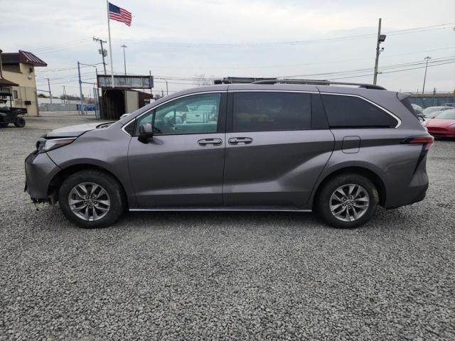 Photo 12 VIN: 5TDKSKFC3NS043123 - TOYOTA SIENNA LE 