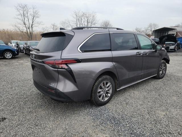 Photo 3 VIN: 5TDKSKFC3NS043123 - TOYOTA SIENNA LE 