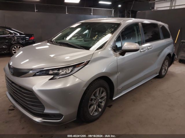 Photo 1 VIN: 5TDKSKFC5MS006055 - TOYOTA SIENNA 