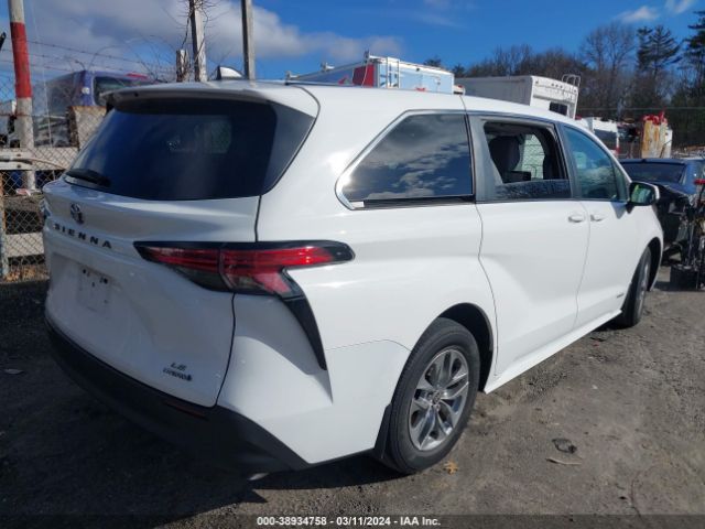 Photo 3 VIN: 5TDKSKFC6MS019767 - TOYOTA SIENNA 