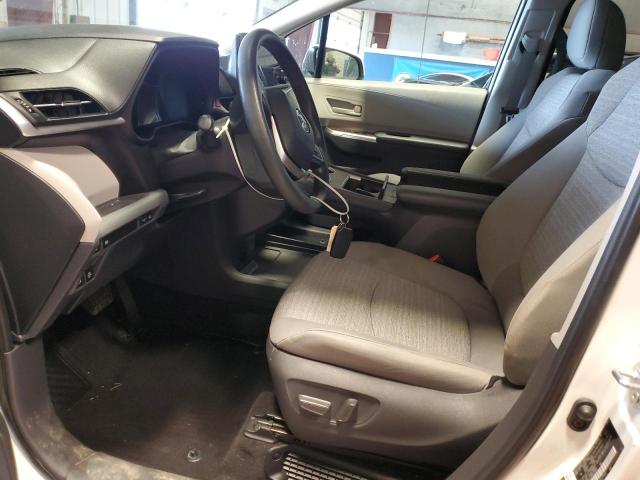 Photo 6 VIN: 5TDKSKFC6MS040229 - TOYOTA SIENNA LE 