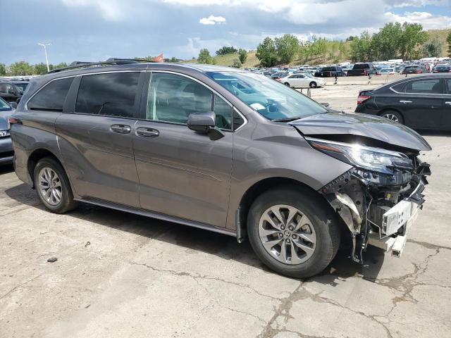 Photo 3 VIN: 5TDKSKFC6NS049921 - TOYOTA SIENNA LE 