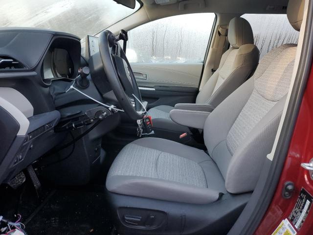 Photo 6 VIN: 5TDKSKFC8NS066705 - TOYOTA SIENNA LE 