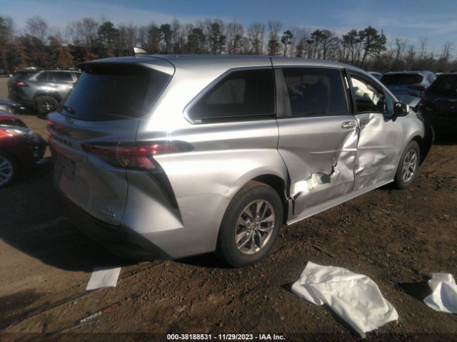 Photo 3 VIN: 5TDKSKFCXMS011560 - TOYOTA SIENNA 