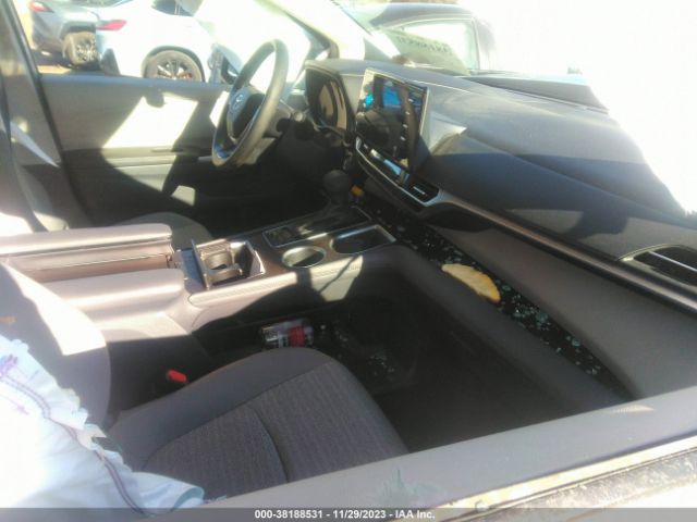 Photo 4 VIN: 5TDKSKFCXMS011560 - TOYOTA SIENNA 