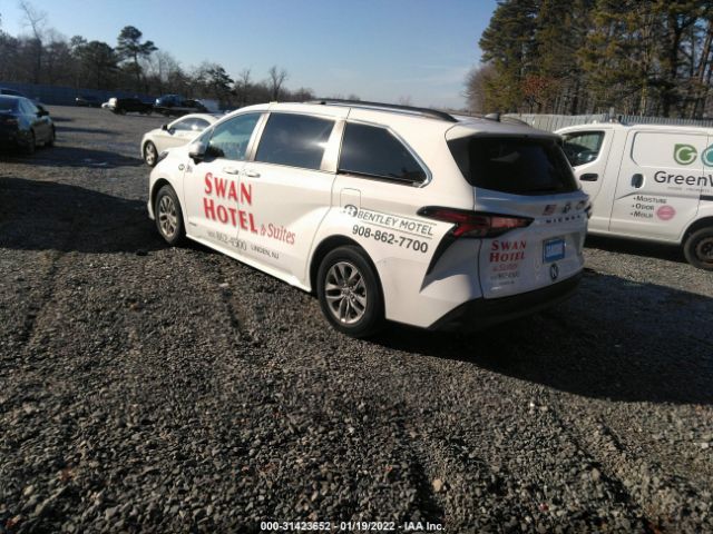 Photo 2 VIN: 5TDKSKFCXMS033347 - TOYOTA SIENNA 