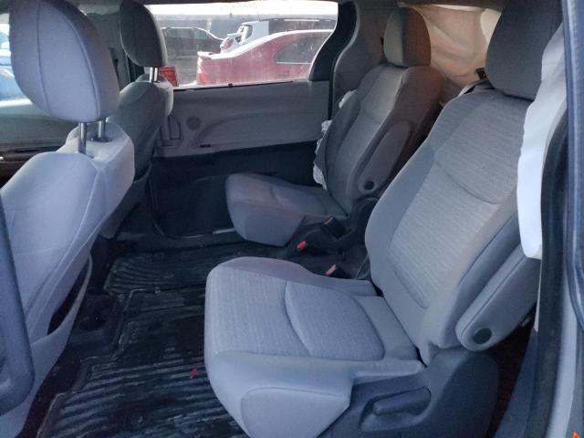 Photo 10 VIN: 5TDKSKFCXMS035633 - TOYOTA SIENNA LE 