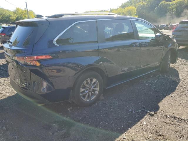 Photo 2 VIN: 5TDKSKFCXMS038144 - TOYOTA SIENNA LE 