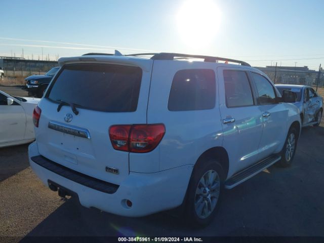 Photo 3 VIN: 5TDKY5G11BS031447 - TOYOTA SEQUOIA 