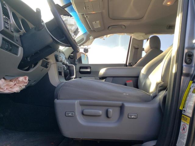 Photo 6 VIN: 5TDKY5G12CS040658 - TOYOTA SEQUOIA LI 