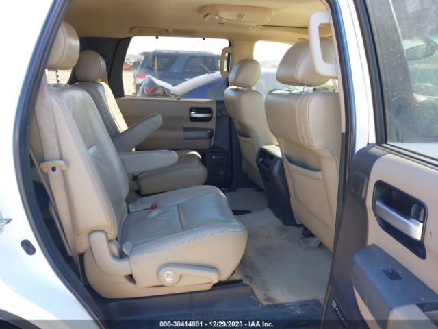 Photo 7 VIN: 5TDKY5G14AS025348 - TOYOTA SEQUOIA 