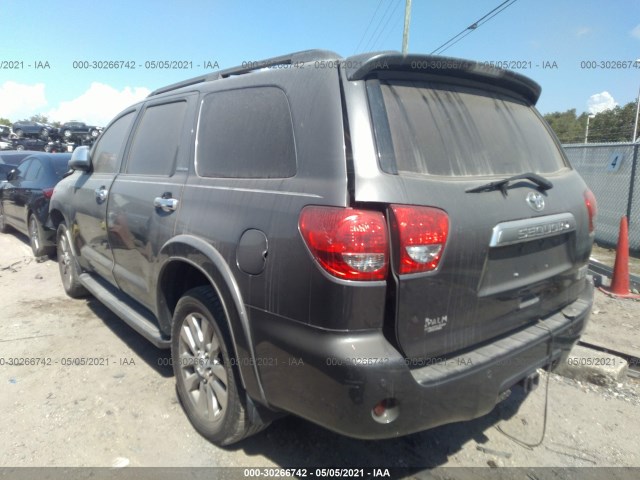 Photo 2 VIN: 5TDKY5G16BS032870 - TOYOTA SEQUOIA 